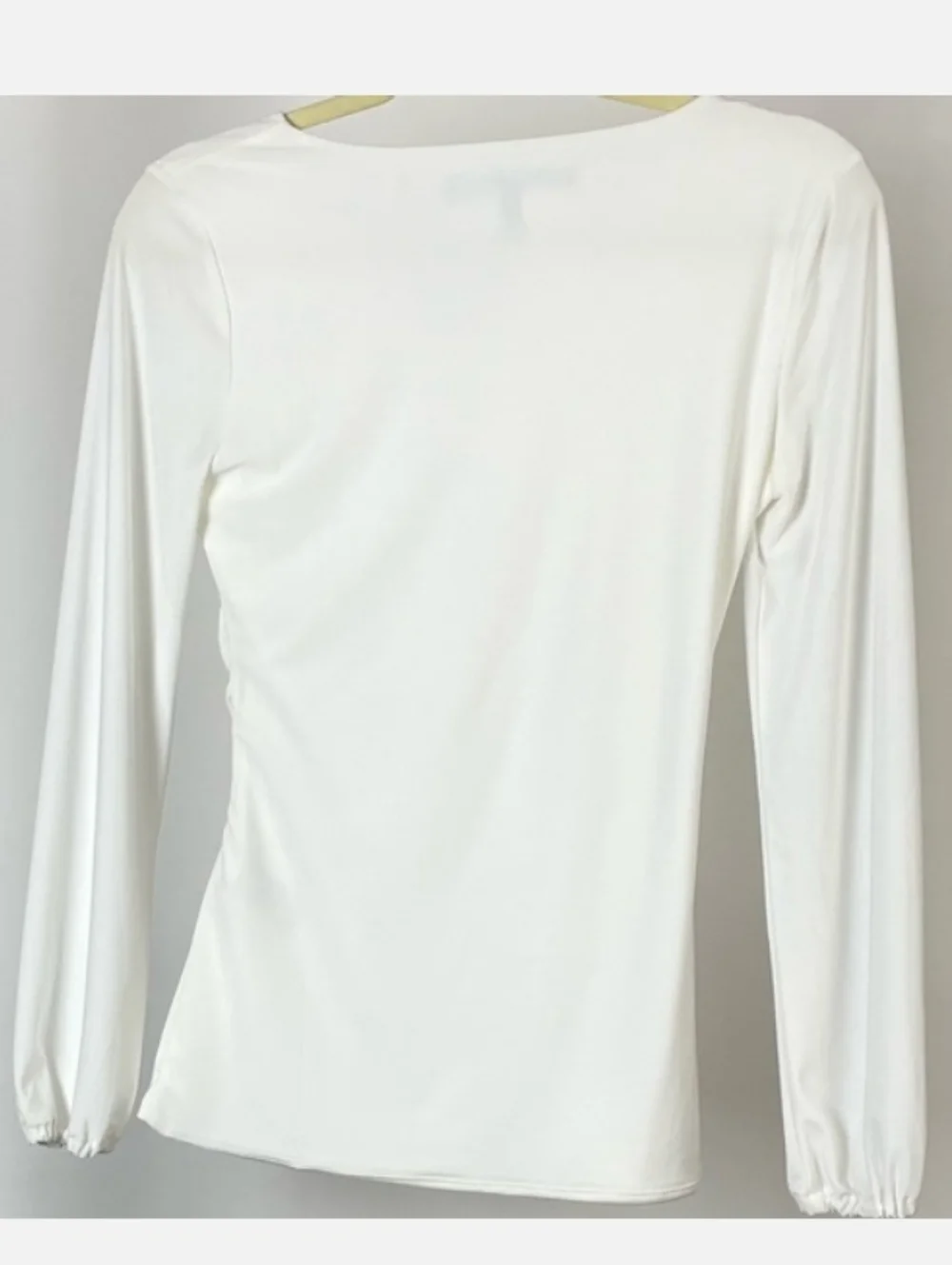 White House Black Market Blouse - Picture 3 of 13